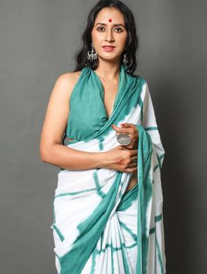 Checked pure cotton bandhani saree 4