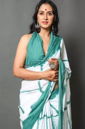 Checked pure cotton bandhani saree