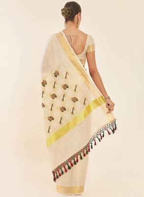 Off white ethnic motifs printed zari tissue kasavu saree 3