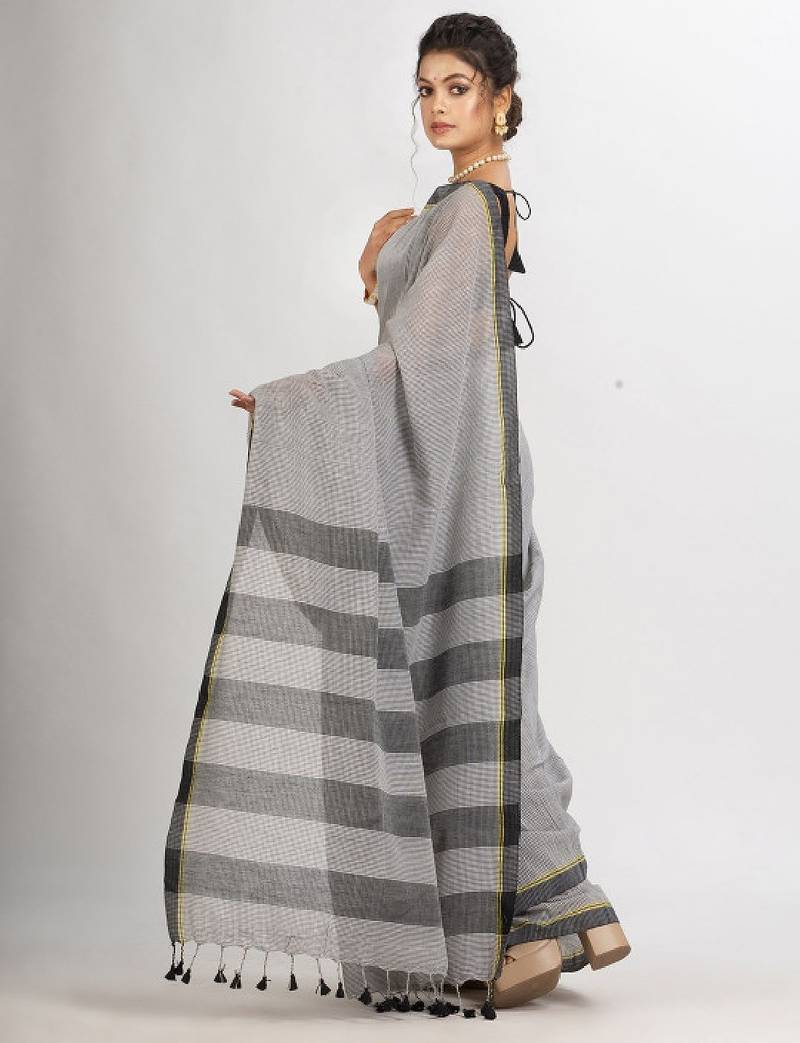 Checked pure cotton saree