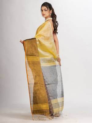 Geometric woven design saree 3