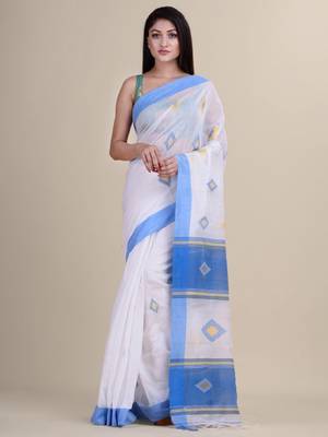 White & blue silk cotton tant jamdani saree 1
