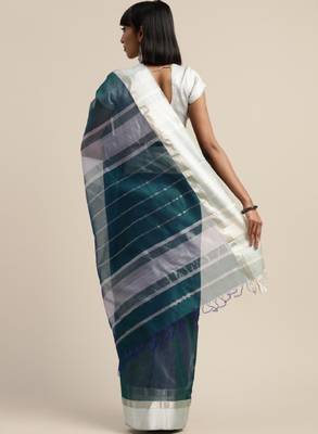 White & blue liva silk cotton woven design maheshwari saree 2