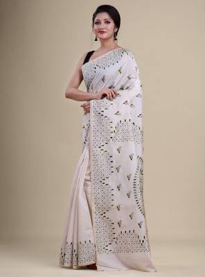 Off white & green woven design silk cotton jamdani saree 3