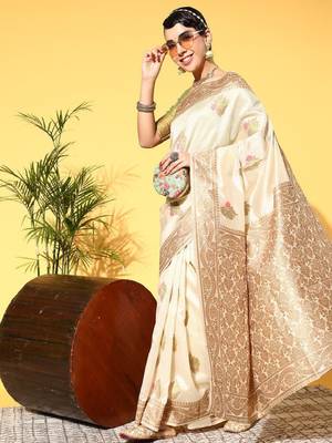Beige woven design banarasi saree 3