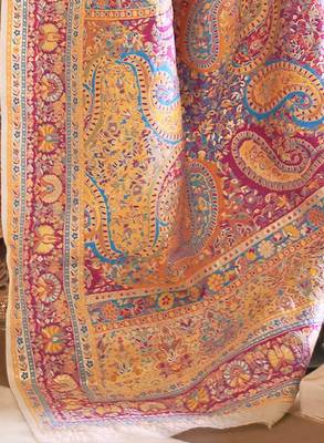 Beige & yellow floral silk blend banarasi saree 4