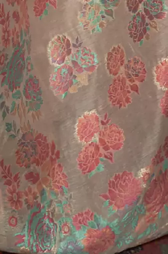 beige and pink floral zari silk blend banarasi saree