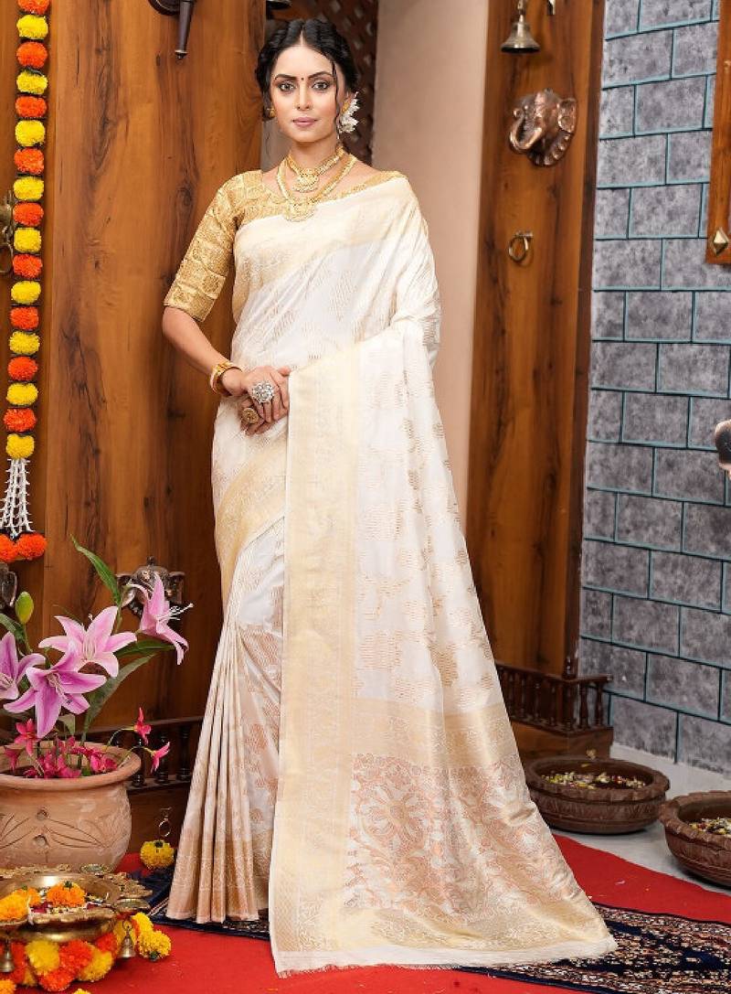 Floral woven design kanjeevaram saree