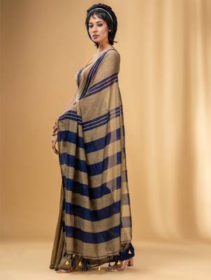 Striped tasseled pure cotton saree 3