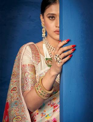 Ethnic motifs woven design zari kanjeevaram saree 3