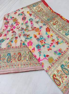 Ethnic motifs woven design zari kanjeevaram saree 4