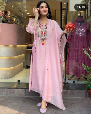 Pink Embroidered Cotton Kurti Pant Dupatta Set Readymade Salwar Kameez For Women 2