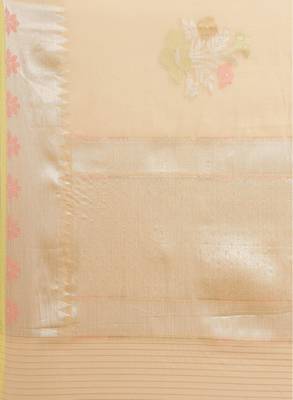 Floral woven design zari saree 4