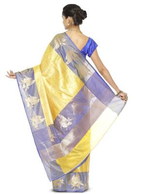 Checked zari kanjeevaram saree 2
