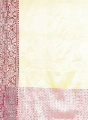Ethnic motifs woven design zari kanjeevaram silk saree 4