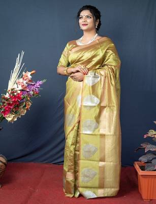 Woven design zari heavy work kanjeevaram saree 1