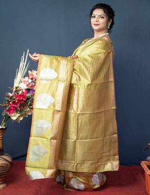 Woven design zari heavy work kanjeevaram saree 2