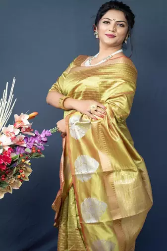 gold silk blend kanjeevaram saree with woven zari work