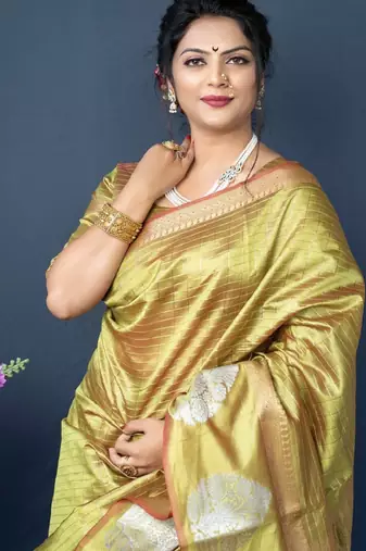 gold silk blend kanjeevaram saree with woven zari work