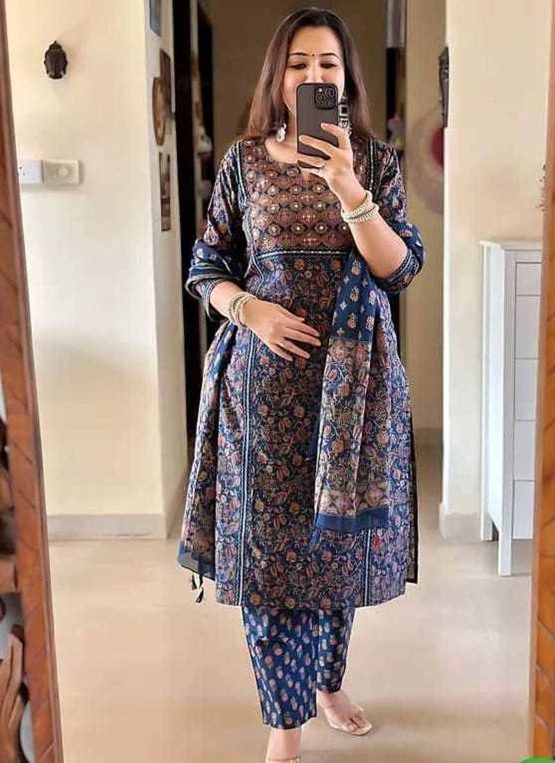 Blue Printed Straight Fit Embroidered Cotton Kurti Pant Dupatta Set For Women - Set Of 3