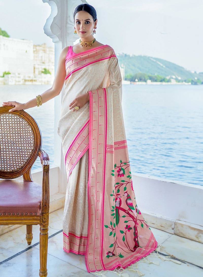 Ethnic motifs woven design zari kanjeevaram saree
