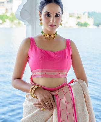 Ethnic motifs woven design zari kanjeevaram saree 4