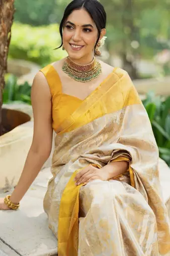 cream zari woven silk kanjeevaram saree