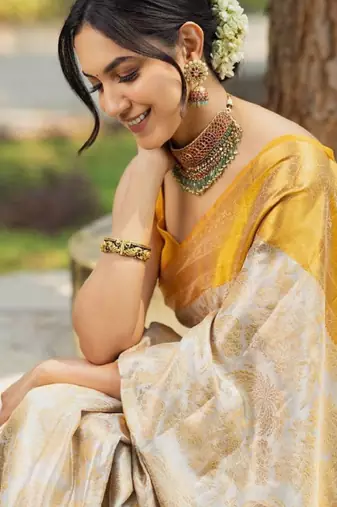 cream zari woven silk kanjeevaram saree