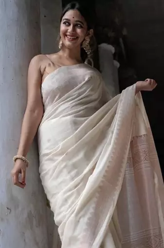 white woven zari silk blend kanjeevaram saree