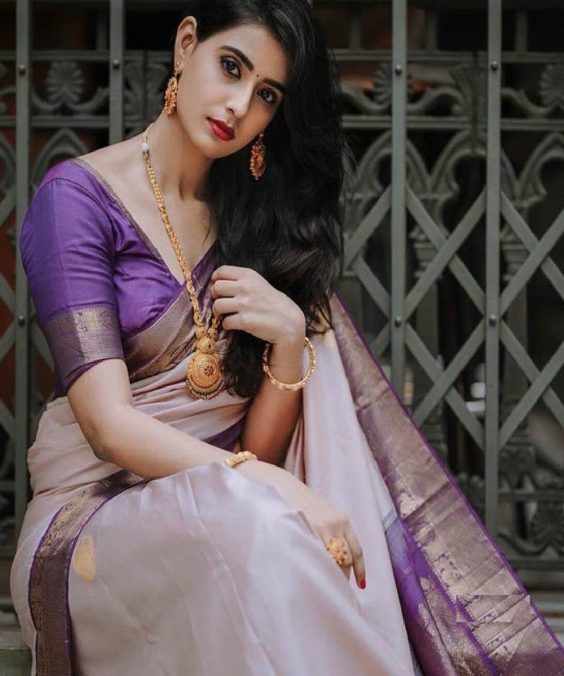 Woven design kanjeevaram saree