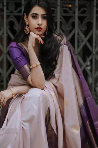 cream woven design silk blend kanjeevaram saree