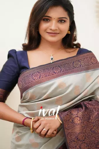 cream ethnic motifs zari woven silk blend kanjeevaram saree