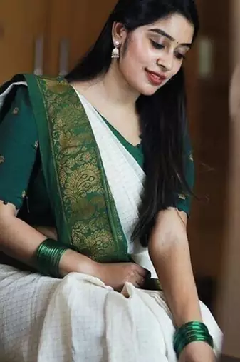 Checked woven design kanjeevaram saree