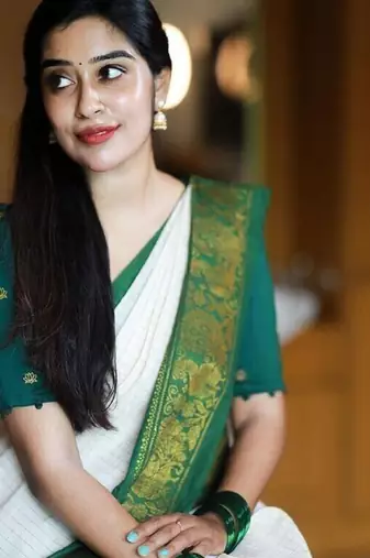 Checked woven design kanjeevaram saree