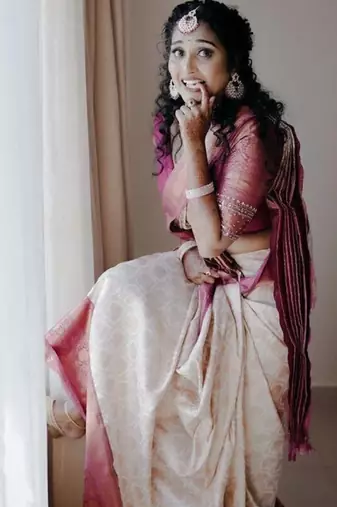 Woven design kanjeevaram saree
