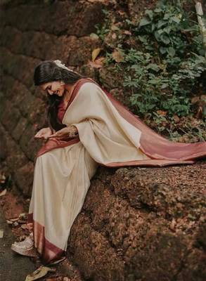 Woven design zari kanjeevaram saree 1