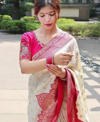 Woven design kanjeevaram saree 4