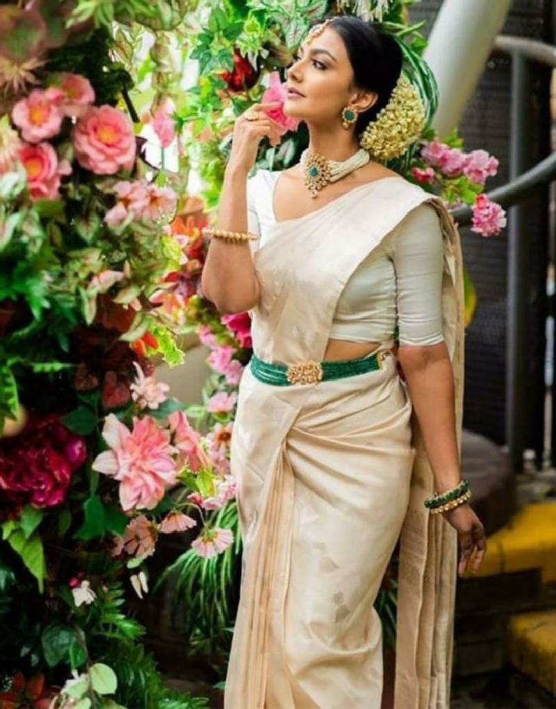 Woven design zari art silk kanjeevaram saree