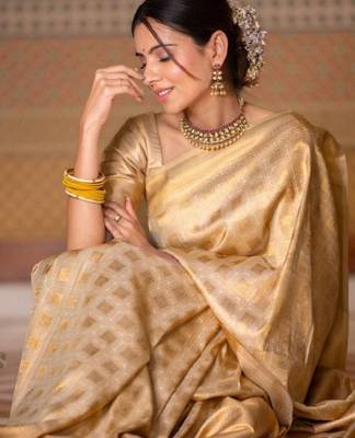 Geometric woven design zari kanjeevaram saree 2