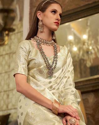 Ethnic motifs woven design zari kanjeevaram saree 2