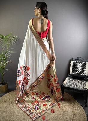 Ethnic motifs zari kanjeevaram saree 3