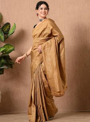 The weavers shop by women kanjeevaram saree 2