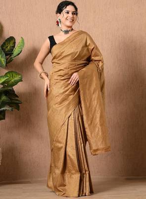The weavers shop by women kanjeevaram saree 4