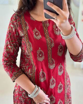 Paisley Floral Print Red Indian Straight Salwar Kameez Kurti Pant Dupatta Set for Women 2