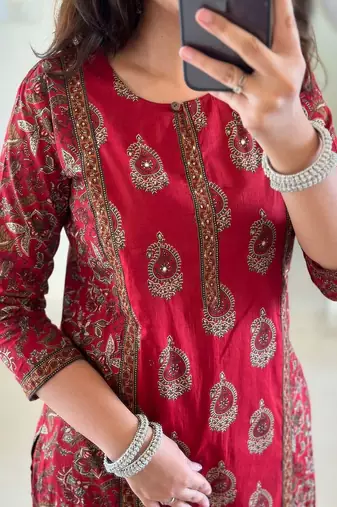 Paisley Floral Print Red Indian Straight Salwar Kameez Kurti Pant Dupatta Set for Women