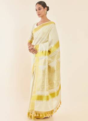 Off white paisley woven design zari tissue kasavu saree 2