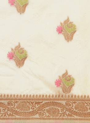 cream ethnic motifs silk blend kasavu sarees 4