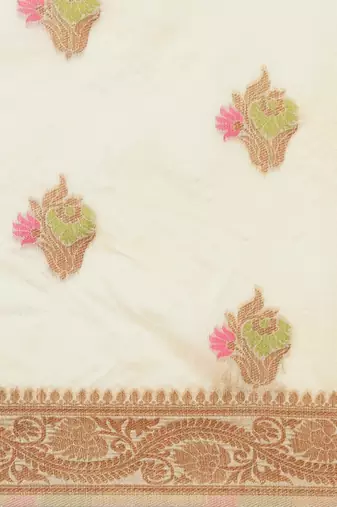 cream ethnic motifs silk blend kasavu sarees