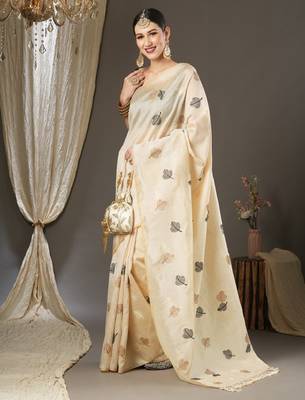 Floral silk blend banarasi saree 2