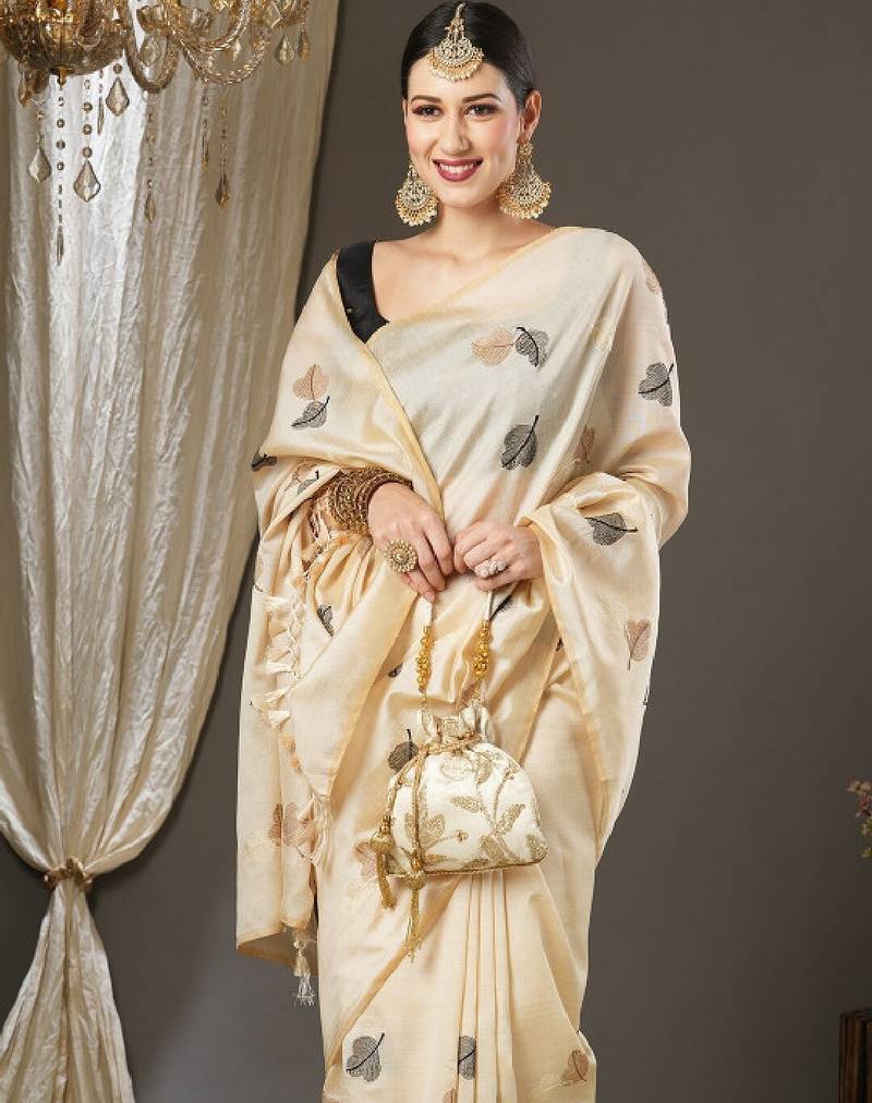 Floral silk blend banarasi saree